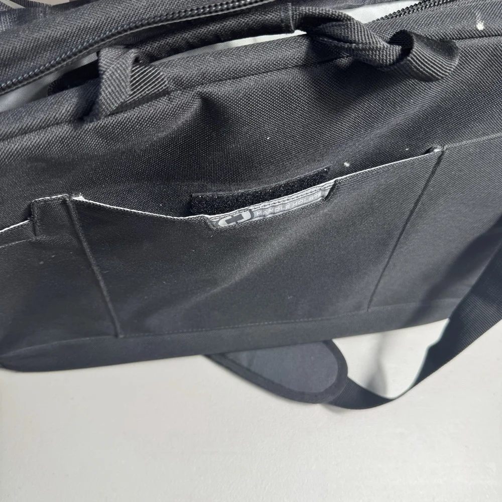 Ogio Street Laptop Messenger Bag Black Nylon Padded #03507